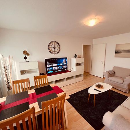 3-Room Apartment For Business Travelers & Families, Free Wifi & Tv With 70 Countries, Dazn, Sky, Netflix & Disney Wynau Ngoại thất bức ảnh