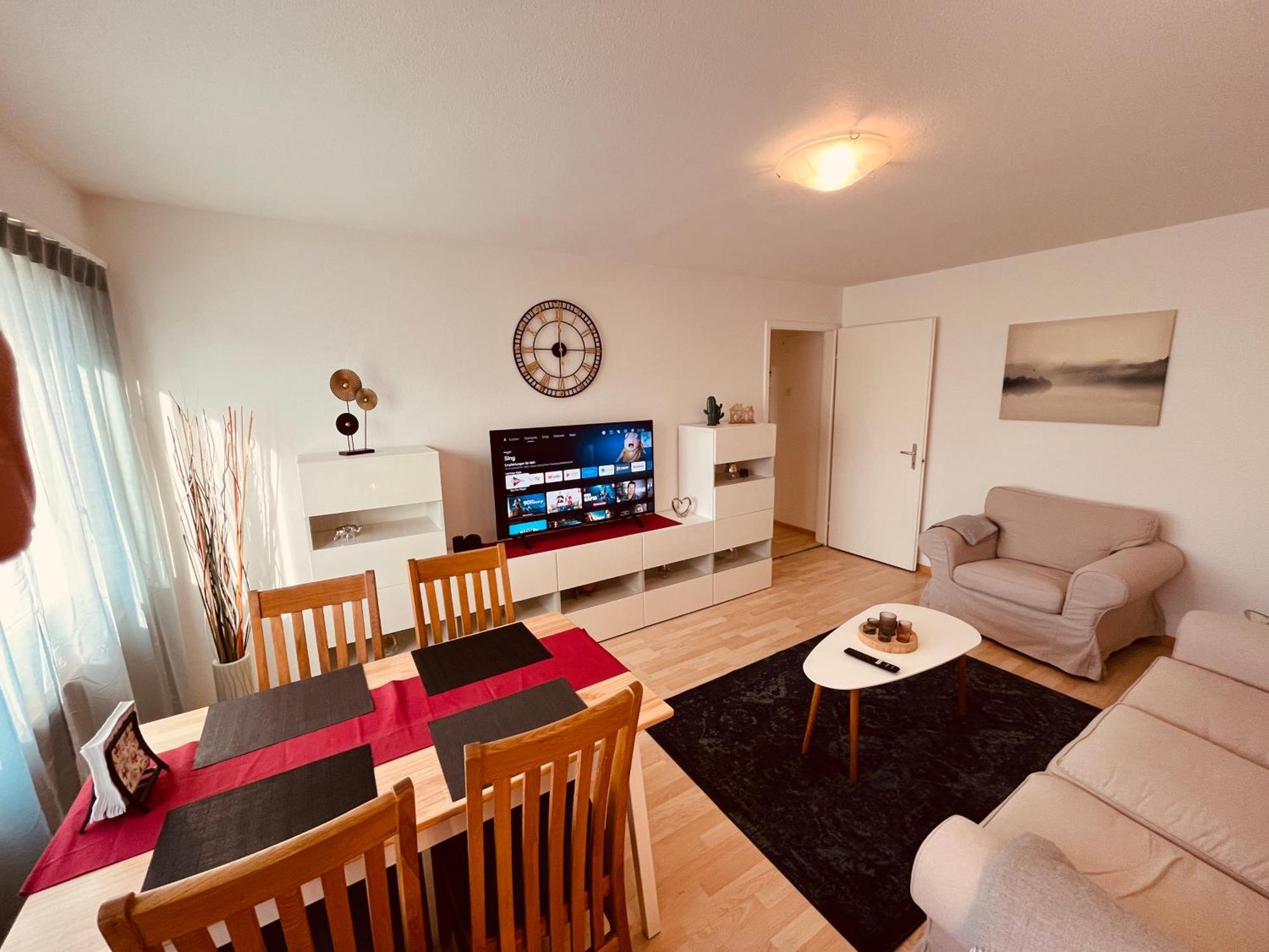 3-Room Apartment For Business Travelers & Families, Free Wifi & Tv With 70 Countries, Dazn, Sky, Netflix & Disney Wynau Ngoại thất bức ảnh