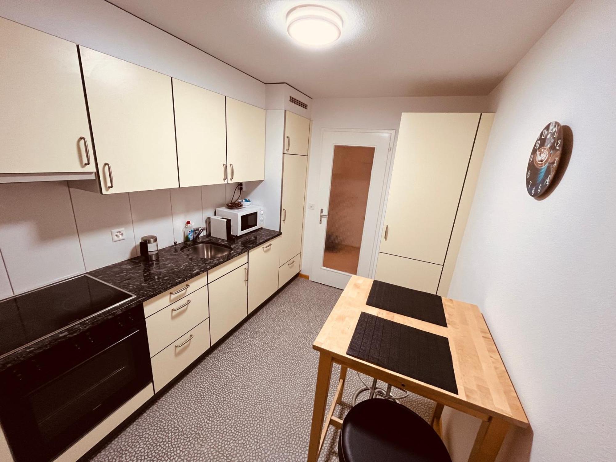 3-Room Apartment For Business Travelers & Families, Free Wifi & Tv With 70 Countries, Dazn, Sky, Netflix & Disney Wynau Ngoại thất bức ảnh